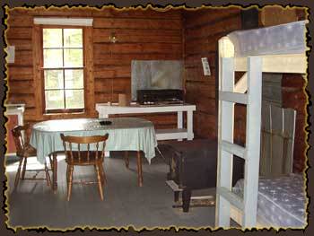 Bear hunting lodge, Bear hunting lodge Quebec Canada Big Bear Hunts Claude Turcotte